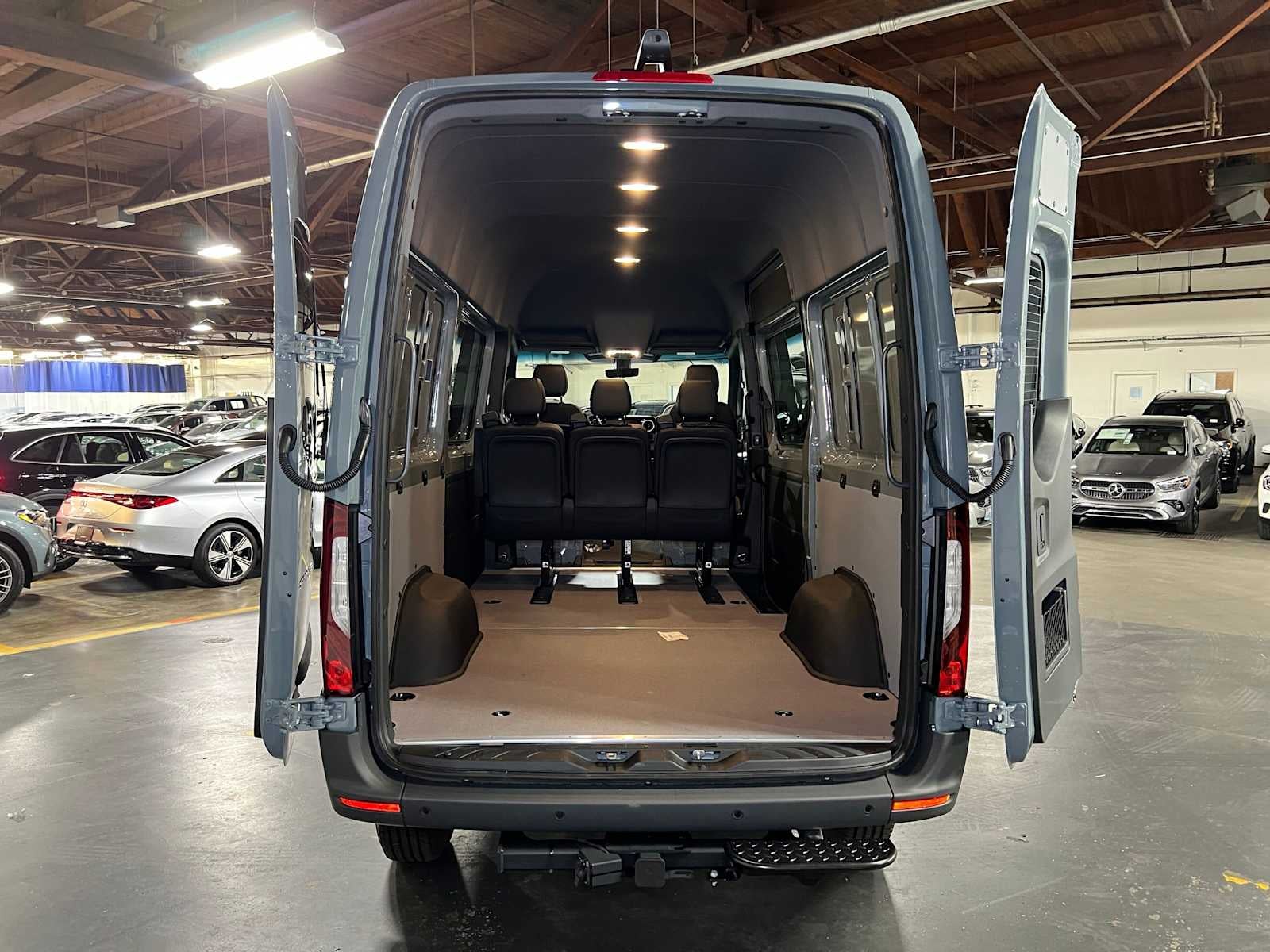 2026 Mercedes-Benz Sprinter Crew 2500 Standard Roof I4 Diesel HO 144 AWD