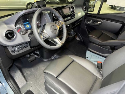 2026 Mercedes-Benz Sprinter Crew 2500 Standard Roof I4 Diesel HO 144 AWD
