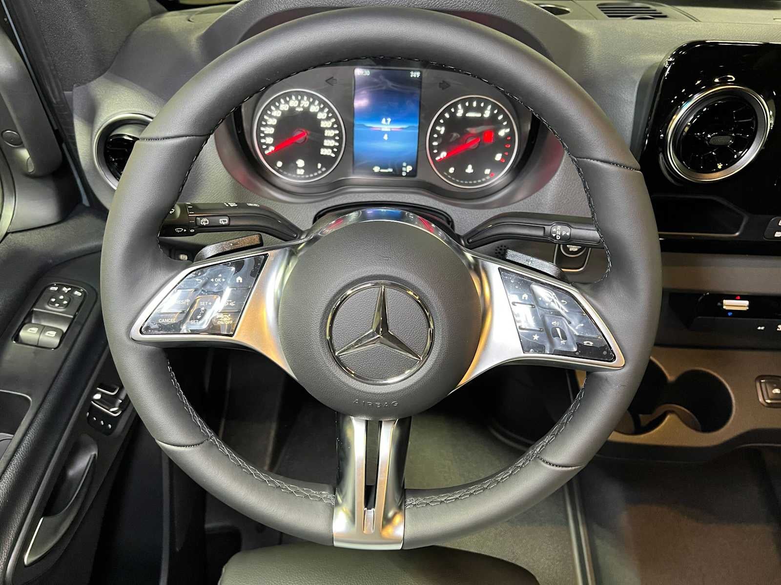 2026 Mercedes-Benz Sprinter Crew 2500 Standard Roof I4 Diesel HO 144 AWD