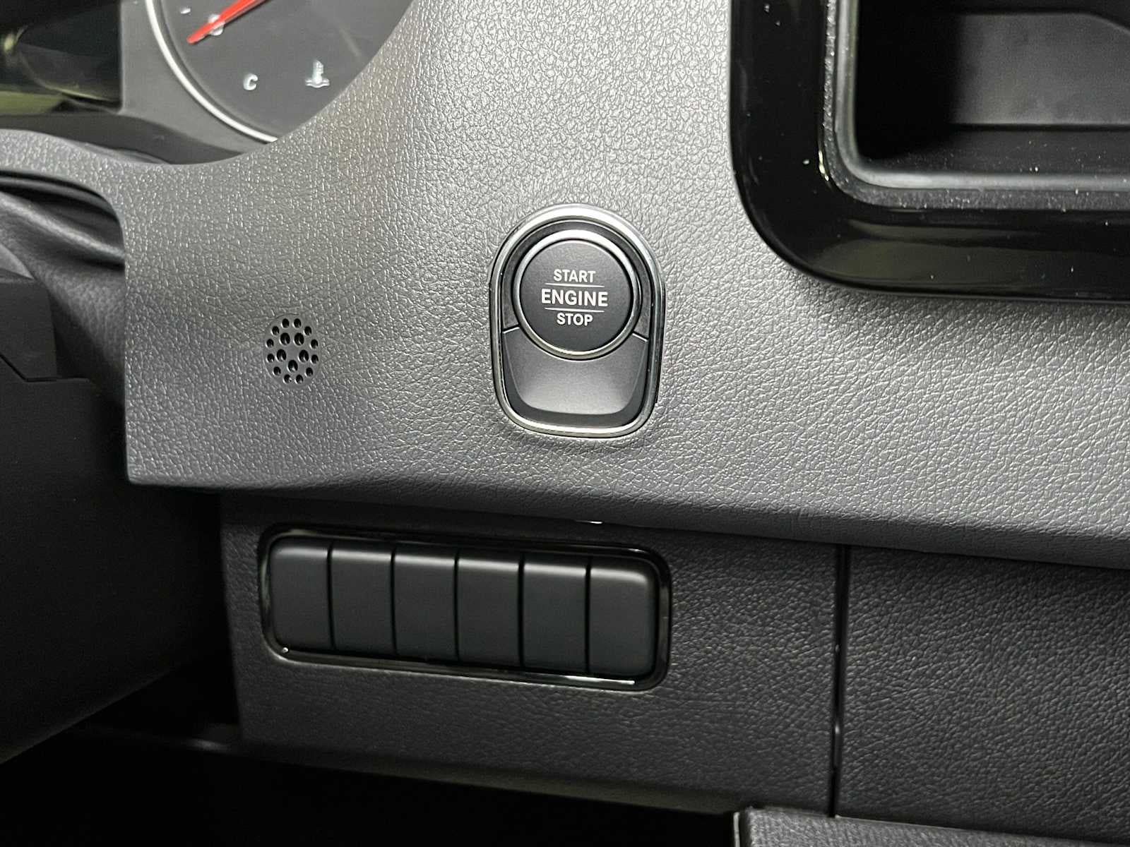 2026 Mercedes-Benz Sprinter Crew 2500 Standard Roof I4 Diesel HO 144 AWD