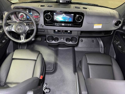 2026 Mercedes-Benz Sprinter Crew 2500 Standard Roof I4 Diesel HO 144 AWD