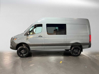 2026 Mercedes-Benz Sprinter Crew 2500 Standard Roof I4 Diesel HO 144 AWD