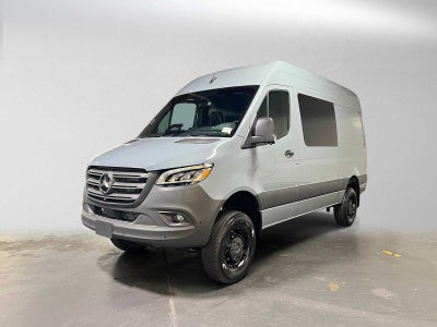 2026 Mercedes-Benz Sprinter Crew 2500 Standard Roof I4 Diesel HO 144 AWD
