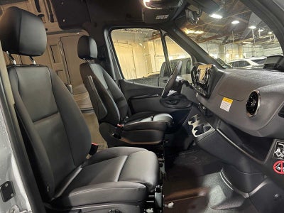 2026 Mercedes-Benz Sprinter 2500 Standard Roof I4 Diesel HO 144 AWD
