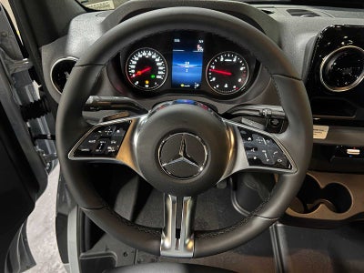 2026 Mercedes-Benz Sprinter 2500 Standard Roof I4 Diesel HO 144 AWD