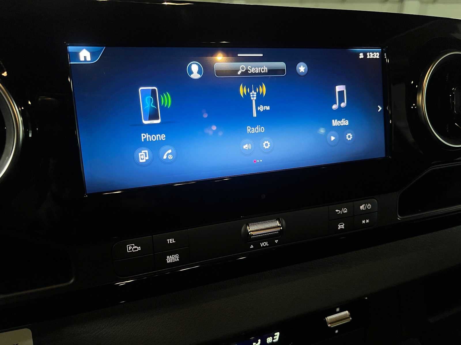 2026 Mercedes-Benz Sprinter 2500 Standard Roof I4 Diesel HO 144 AWD