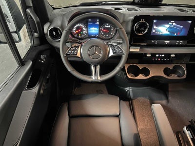 2026 Mercedes-Benz Sprinter 2500 Standard Roof I4 Diesel HO 144 AWD