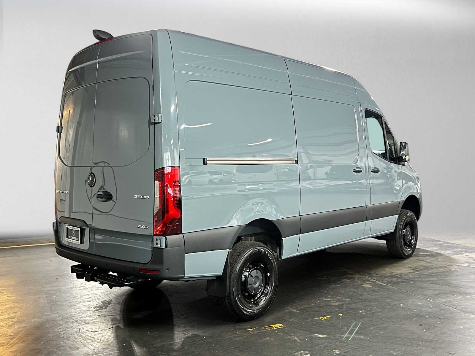 2026 Mercedes-Benz Sprinter Cargo 2500 Standard Roof I4 Diesel HO 144 AWD
