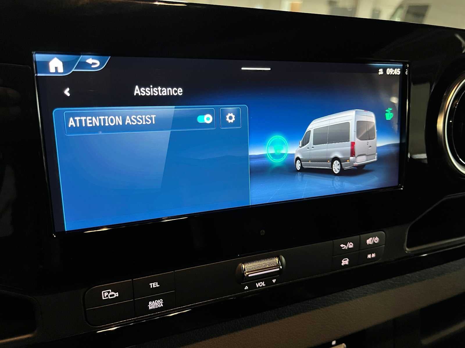 2026 Mercedes-Benz Sprinter Cargo 2500 Standard Roof I4 Diesel HO 144 AWD