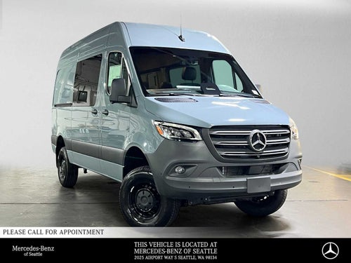 2026 Mercedes-Benz Sprinter Crew 2500 Standard Roof I4 Diesel HO 144 AWD