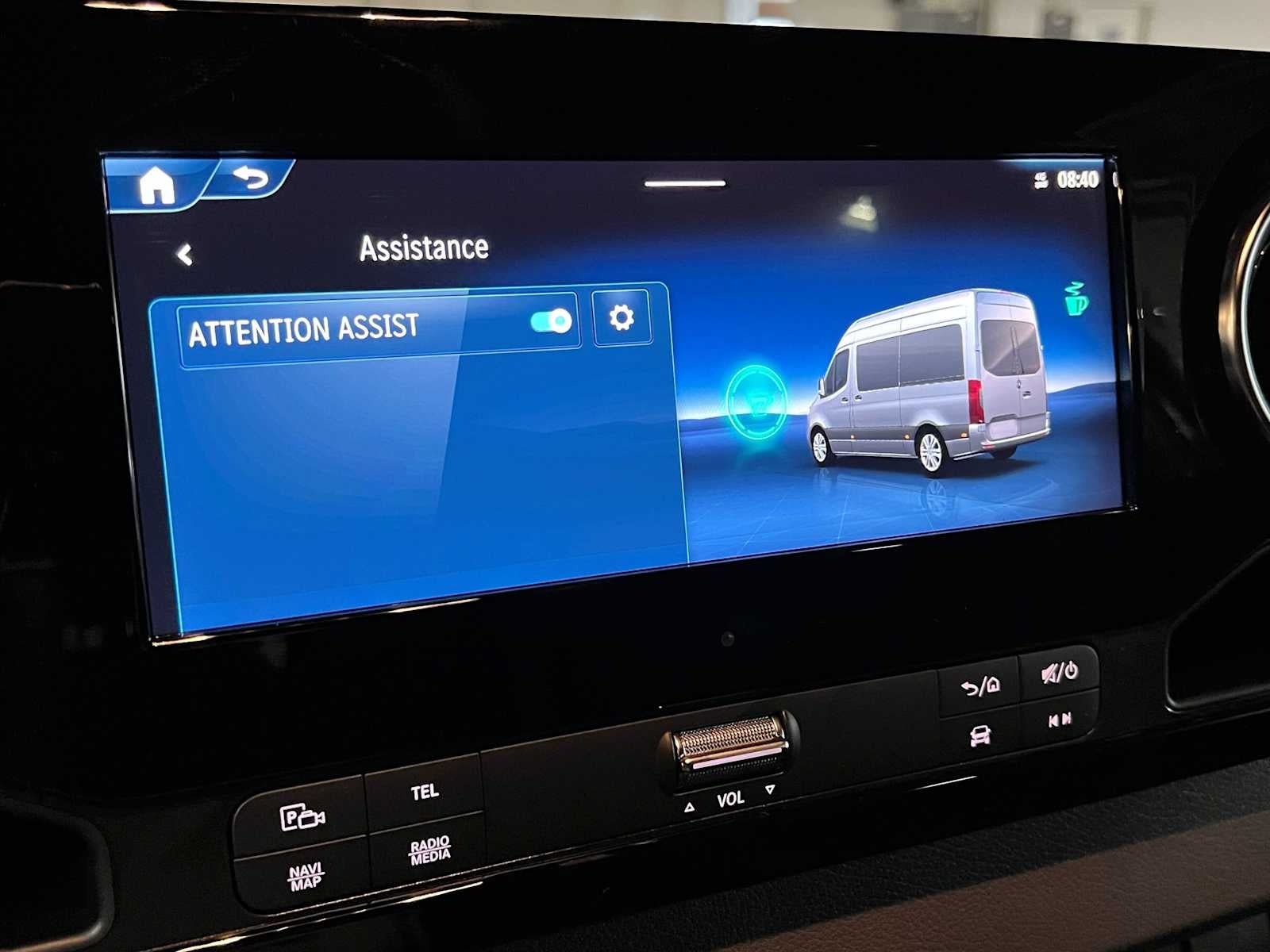 2026 Mercedes-Benz Sprinter Crew 2500 Standard Roof I4 Diesel HO 144 AWD