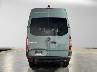 2026 Mercedes-Benz Sprinter Crew 2500 Standard Roof I4 Diesel HO 144 AWD