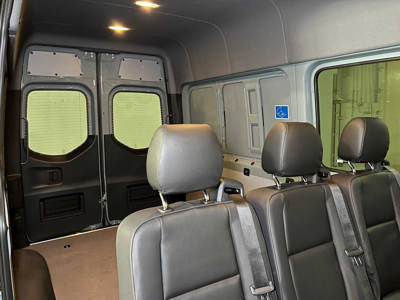 2026 Mercedes-Benz Sprinter Crew 2500 Standard Roof I4 Diesel HO 144 AWD
