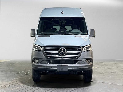 2026 Mercedes-Benz Sprinter Crew 2500 Standard Roof I4 Diesel HO 144 AWD