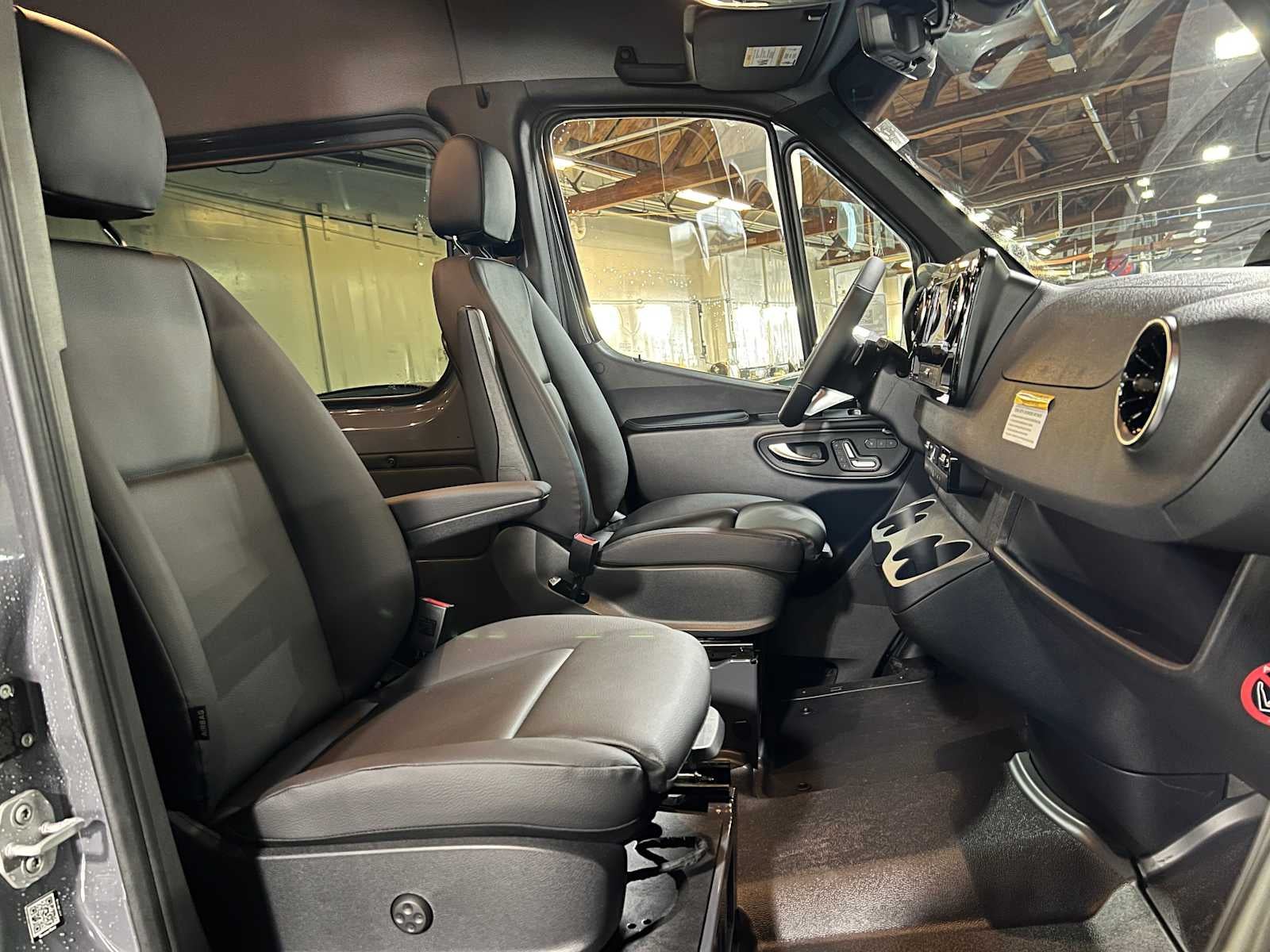 2026 Mercedes-Benz Sprinter 2500 Standard Roof I4 Diesel HO 144" AWD