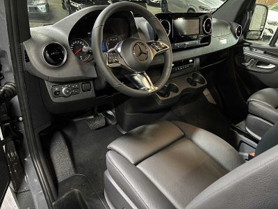 2026 Mercedes-Benz Sprinter 2500 Standard Roof I4 Diesel HO 144" AWD