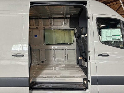 2026 Mercedes-Benz Sprinter 2500 Standard Roof I4 Diesel HO 144 AWD