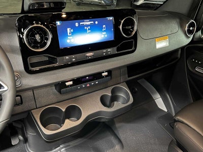 2026 Mercedes-Benz Sprinter 2500 Standard Roof I4 Diesel HO 144 AWD