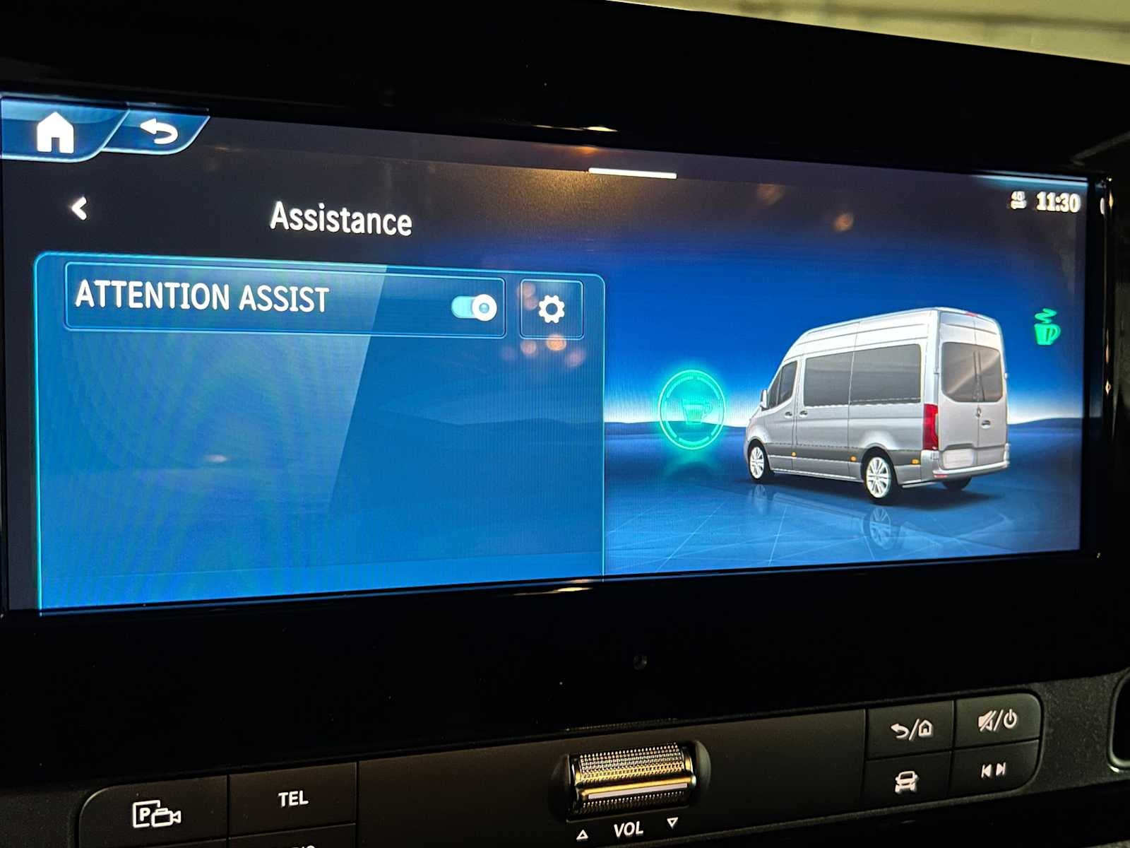 2026 Mercedes-Benz Sprinter 2500 Standard Roof I4 Diesel HO 144 AWD