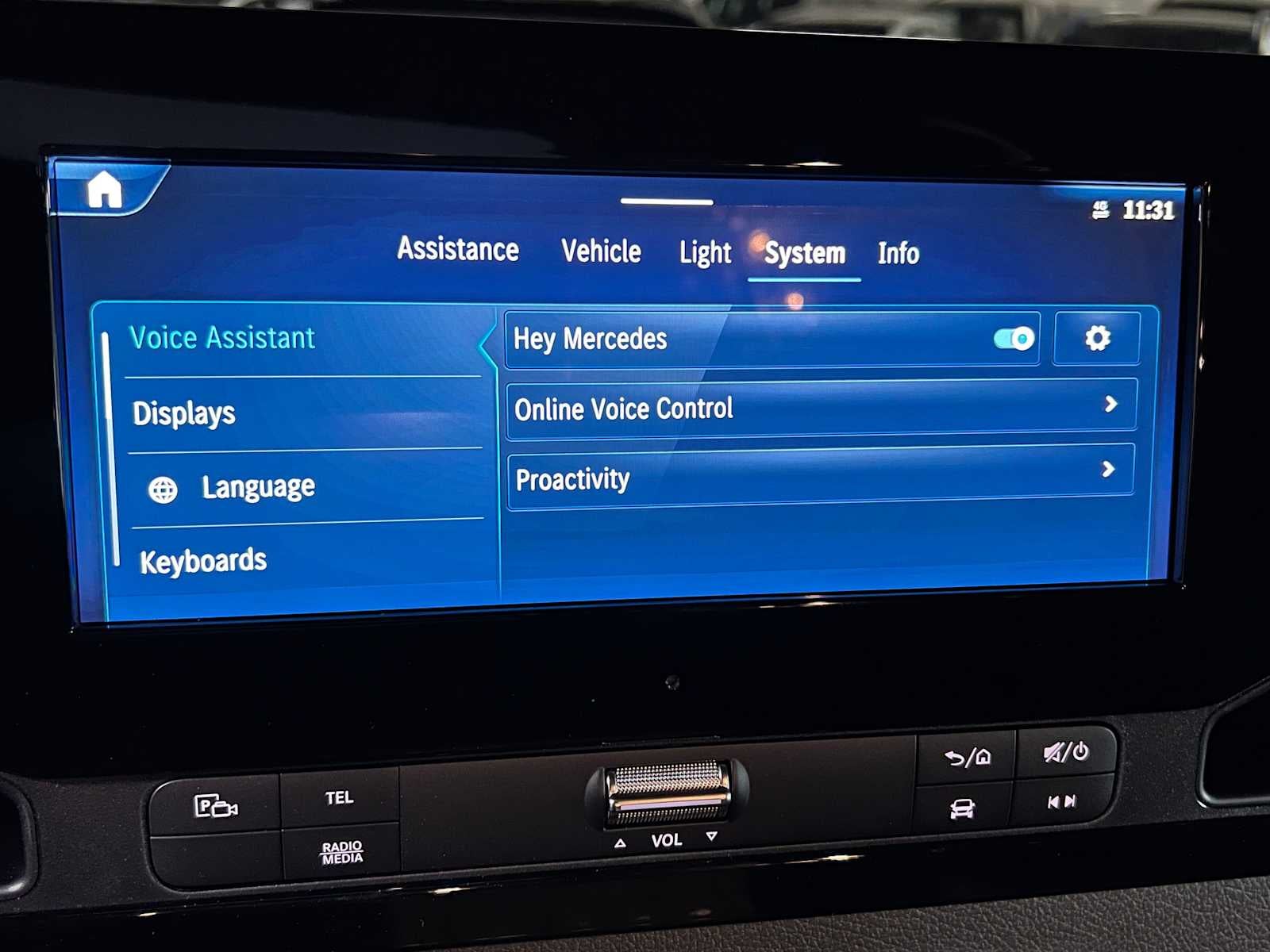 2026 Mercedes-Benz Sprinter 2500 Standard Roof I4 Diesel HO 144 AWD