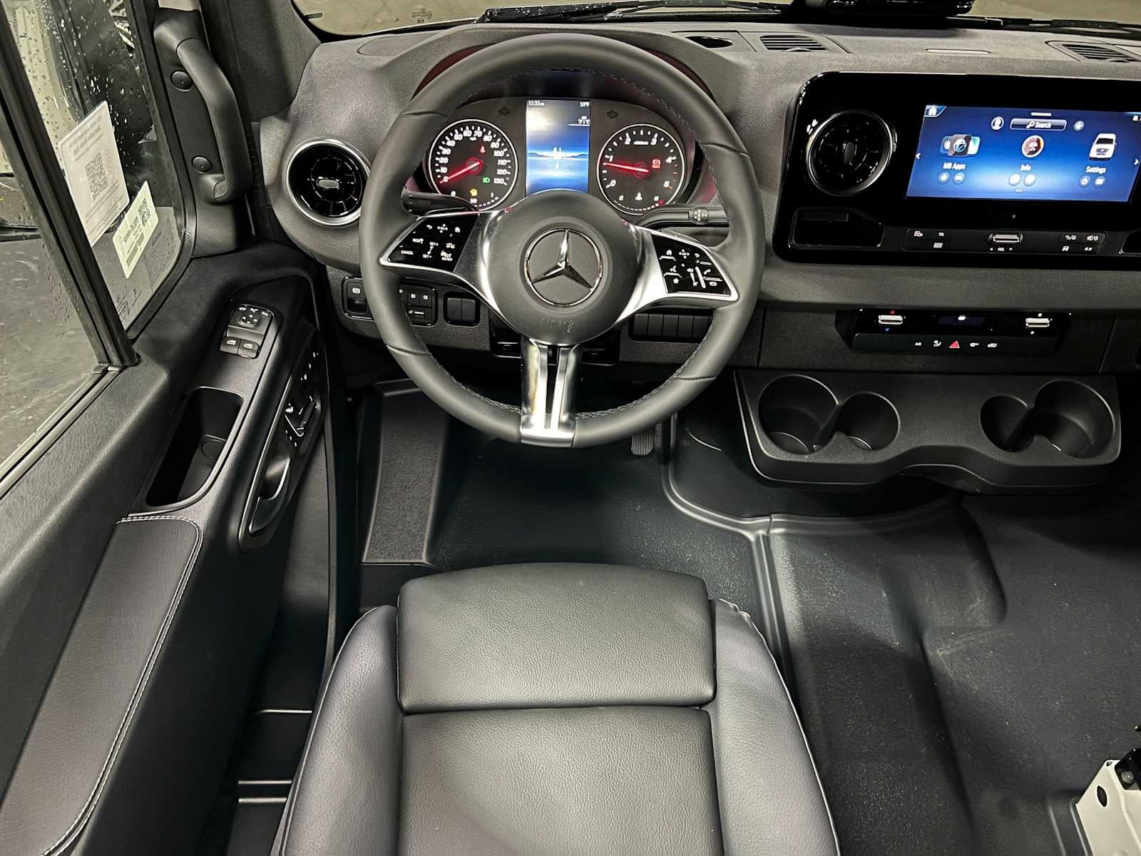 2026 Mercedes-Benz Sprinter 2500 Standard Roof I4 Diesel HO 144 AWD