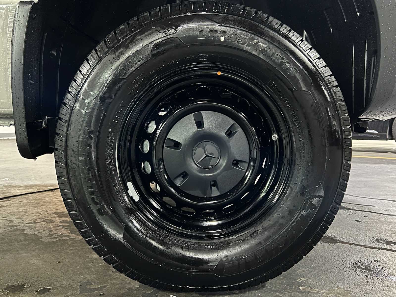 2026 Mercedes-Benz Sprinter 2500 Standard Roof I4 Diesel HO 144 AWD