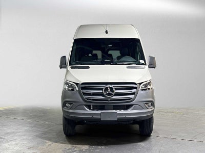 2026 Mercedes-Benz Sprinter Crew 2500 Standard Roof I4 Diesel HO 144 AWD
