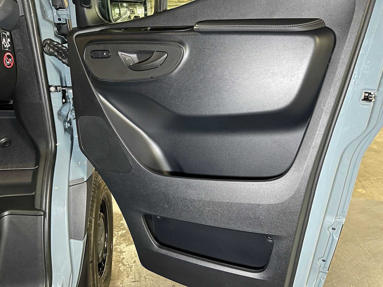 2026 Mercedes-Benz Sprinter Cargo 2500 Standard Roof I4 Diesel HO 144 AWD