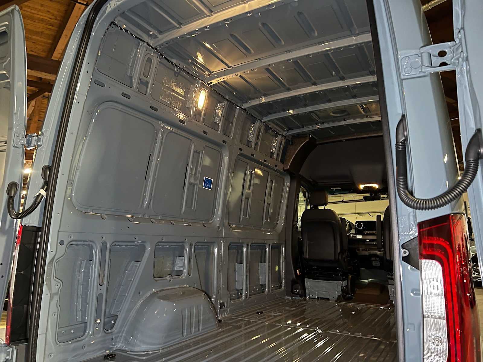 2026 Mercedes-Benz Sprinter Cargo 2500 Standard Roof I4 Diesel HO 144 AWD
