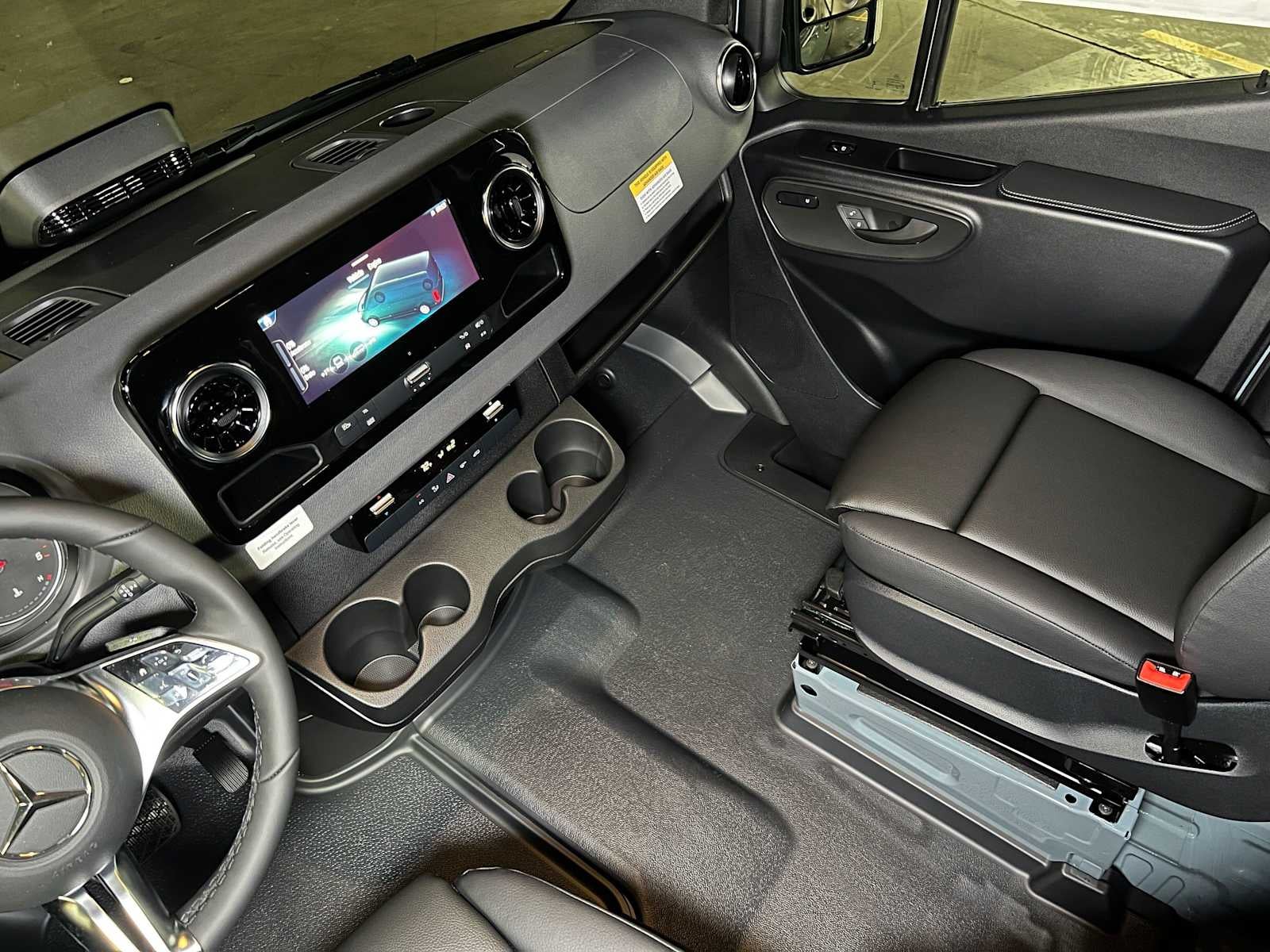 2026 Mercedes-Benz Sprinter Cargo 2500 Standard Roof I4 Diesel HO 144 AWD