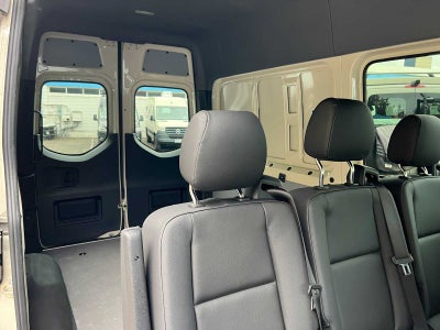 2026 Mercedes-Benz Sprinter Crew 2500 Standard Roof I4 Diesel HO 144 AWD