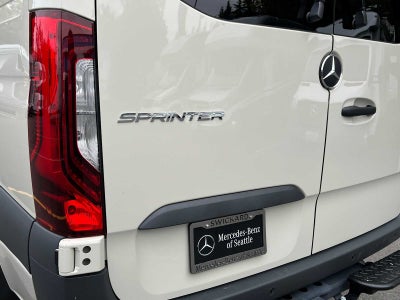 2026 Mercedes-Benz Sprinter Crew 2500 Standard Roof I4 Diesel HO 144 AWD
