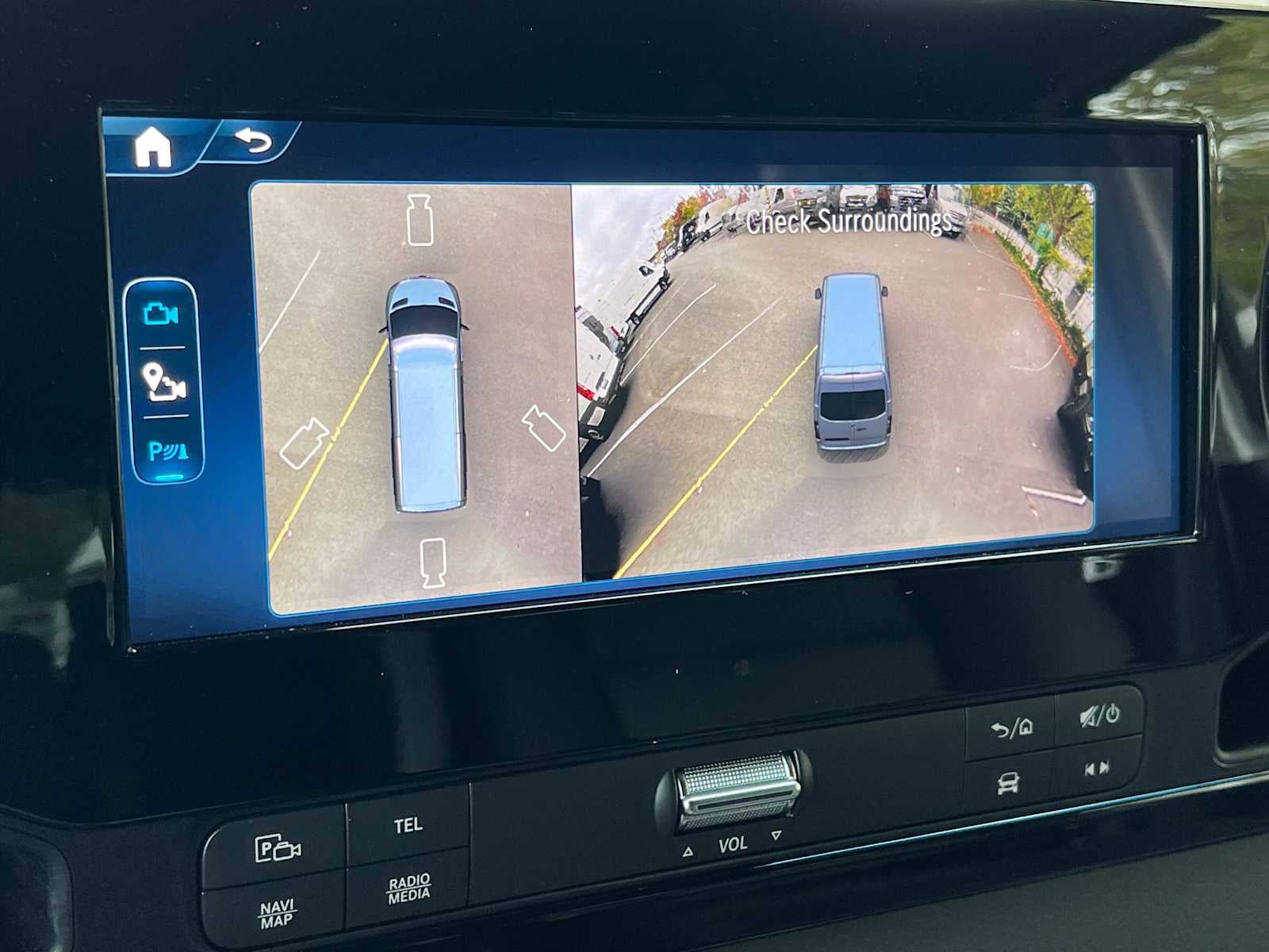 2026 Mercedes-Benz Sprinter Crew 2500 Standard Roof I4 Diesel HO 144 AWD