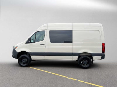 2026 Mercedes-Benz Sprinter Crew 2500 Standard Roof I4 Diesel HO 144 AWD