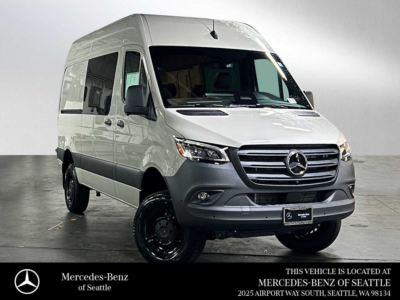 2026 Mercedes-Benz Sprinter 2500 Standard Roof I4 Diesel HO 144 AWD