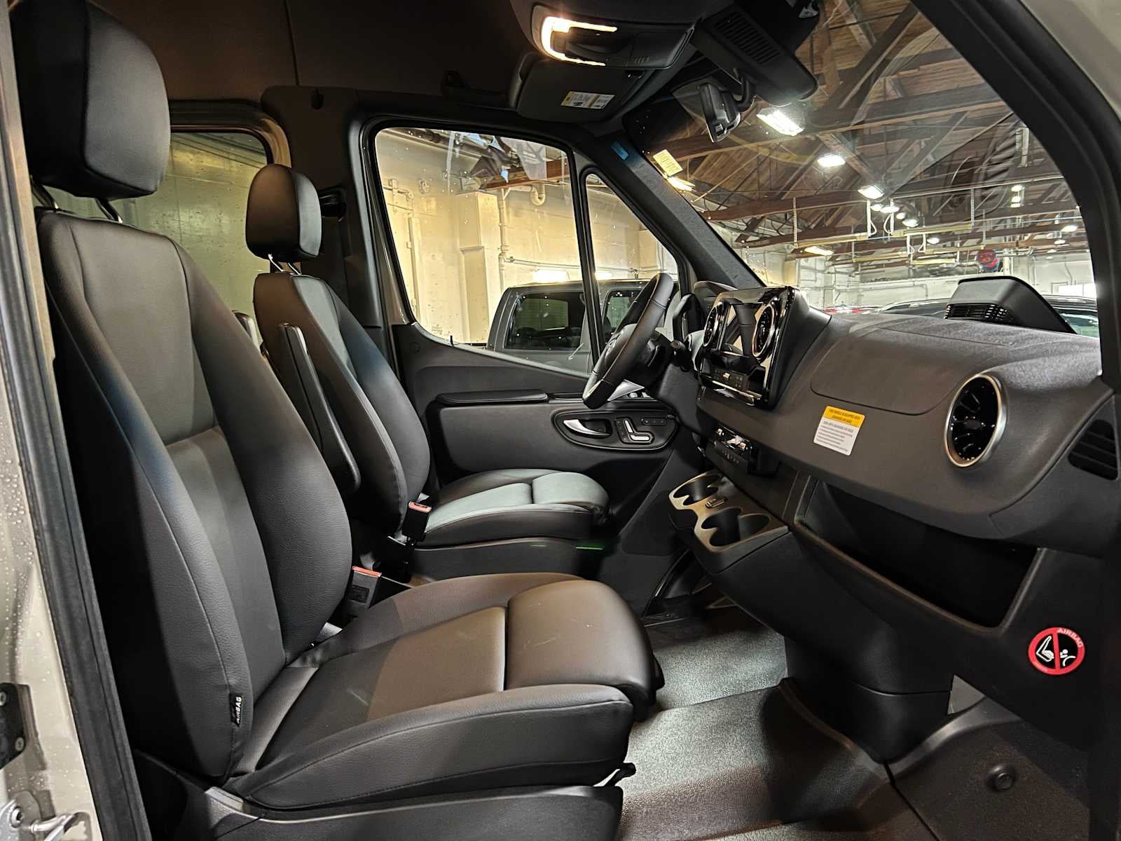 2026 Mercedes-Benz Sprinter 2500 Standard Roof I4 Diesel HO 144 AWD