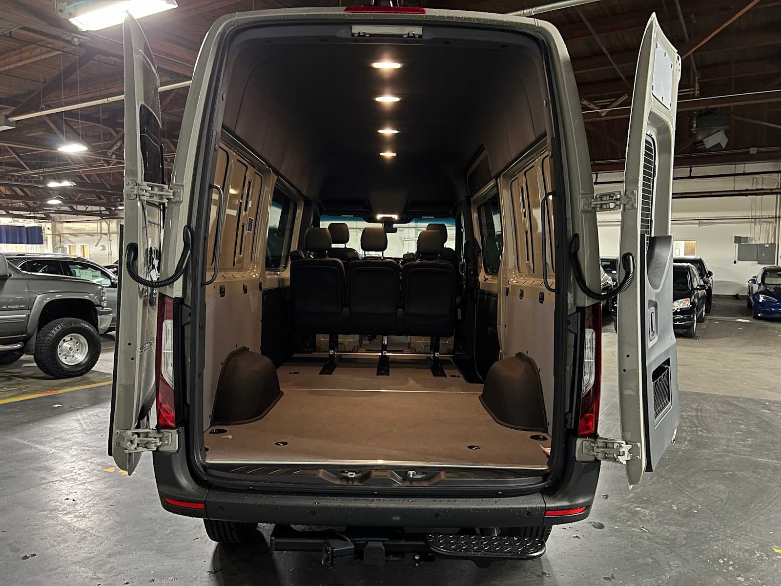 2026 Mercedes-Benz Sprinter 2500 Standard Roof I4 Diesel HO 144 AWD