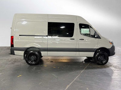 2026 Mercedes-Benz Sprinter 2500 Standard Roof I4 Diesel HO 144 AWD