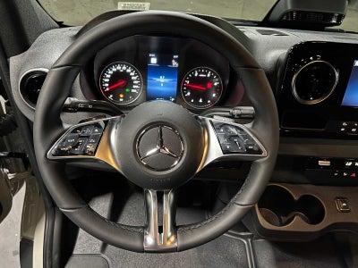 2026 Mercedes-Benz Sprinter 2500 Standard Roof I4 Diesel HO 144 AWD