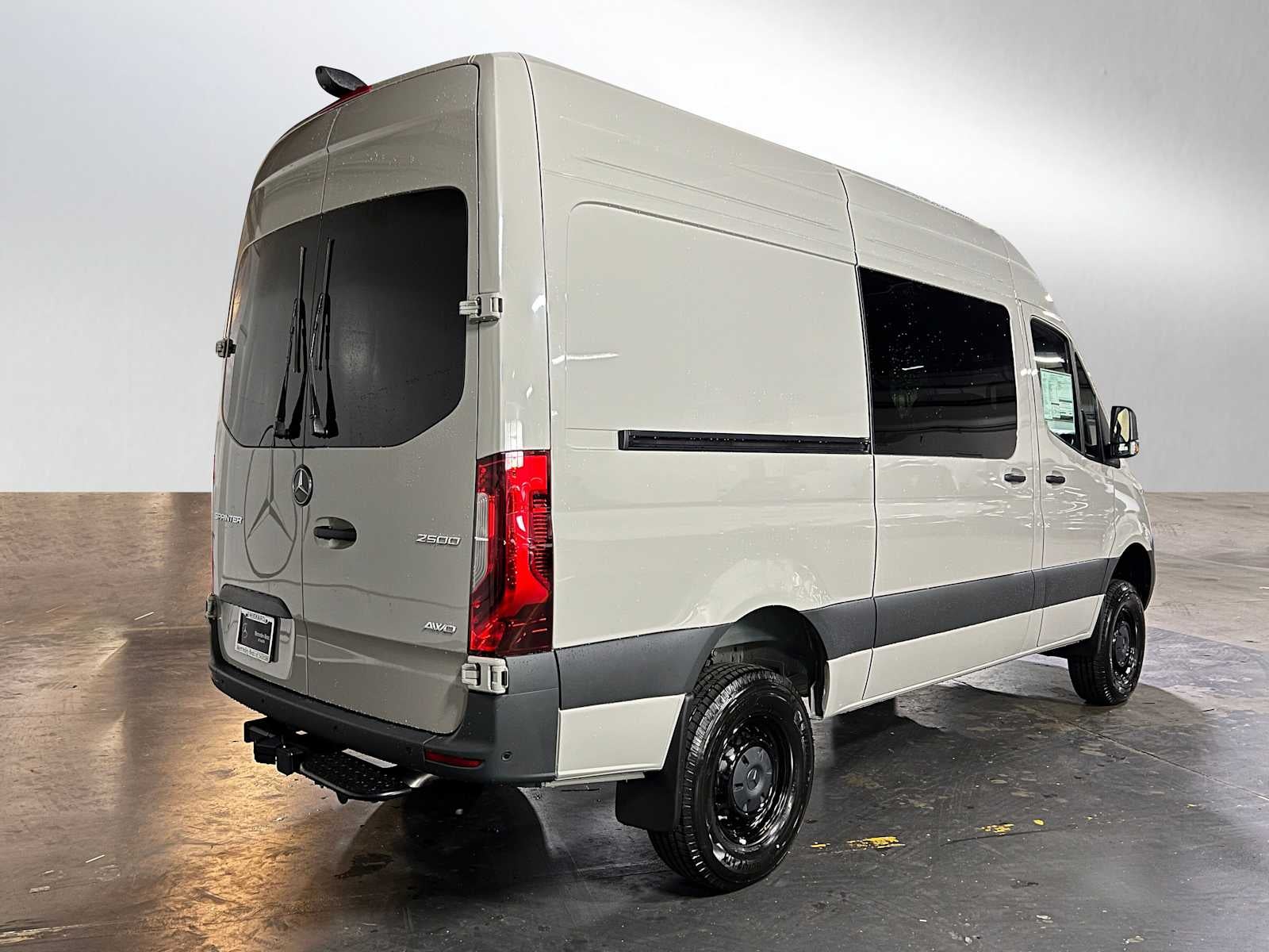 2026 Mercedes-Benz Sprinter 2500 Standard Roof I4 Diesel HO 144 AWD