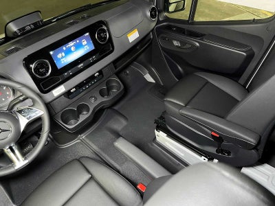 2026 Mercedes-Benz Sprinter Cargo 2500 Standard Roof I4 Diesel HO 144 AWD