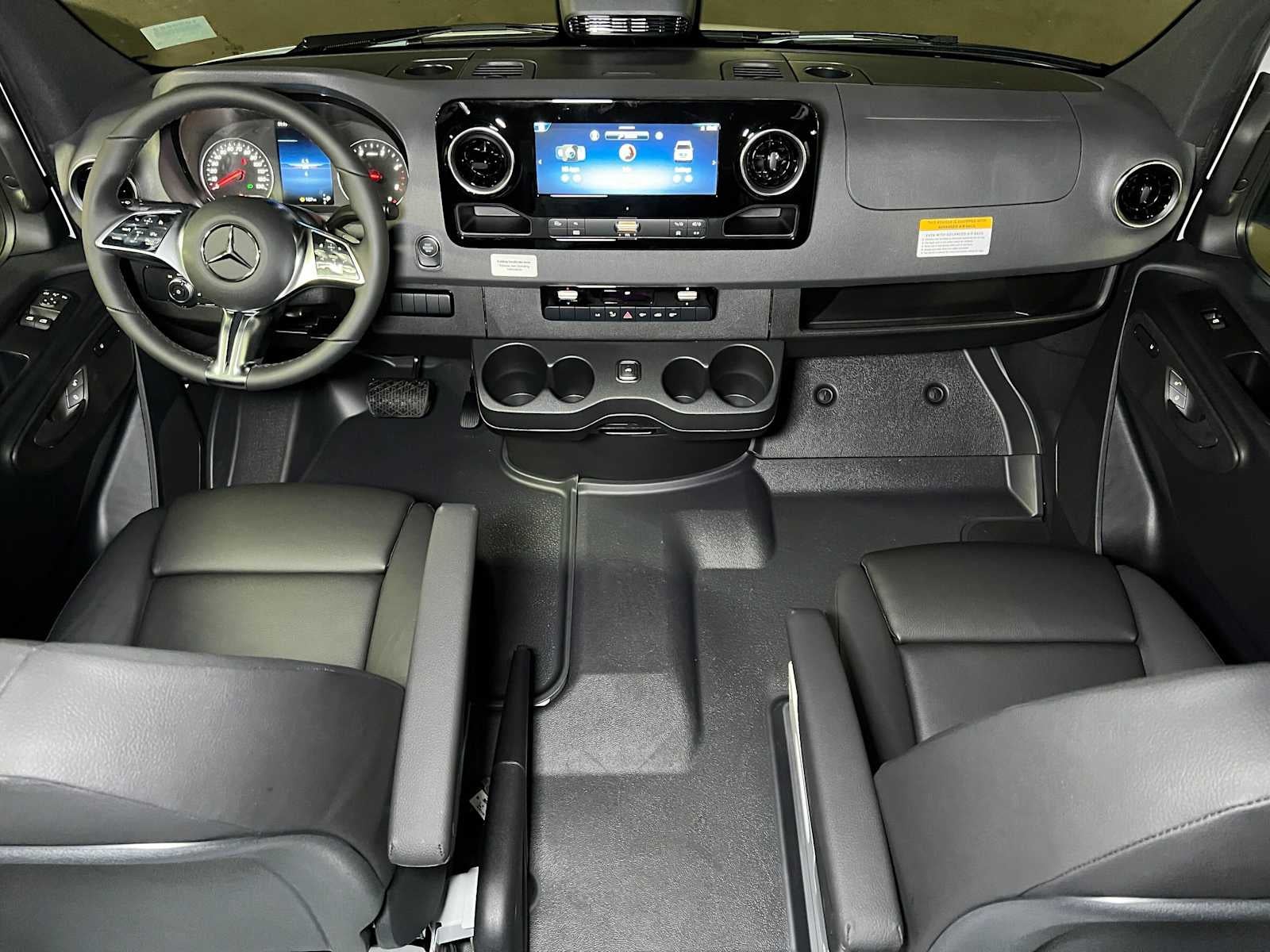 2026 Mercedes-Benz Sprinter Cargo 2500 Standard Roof I4 Diesel HO 144 AWD