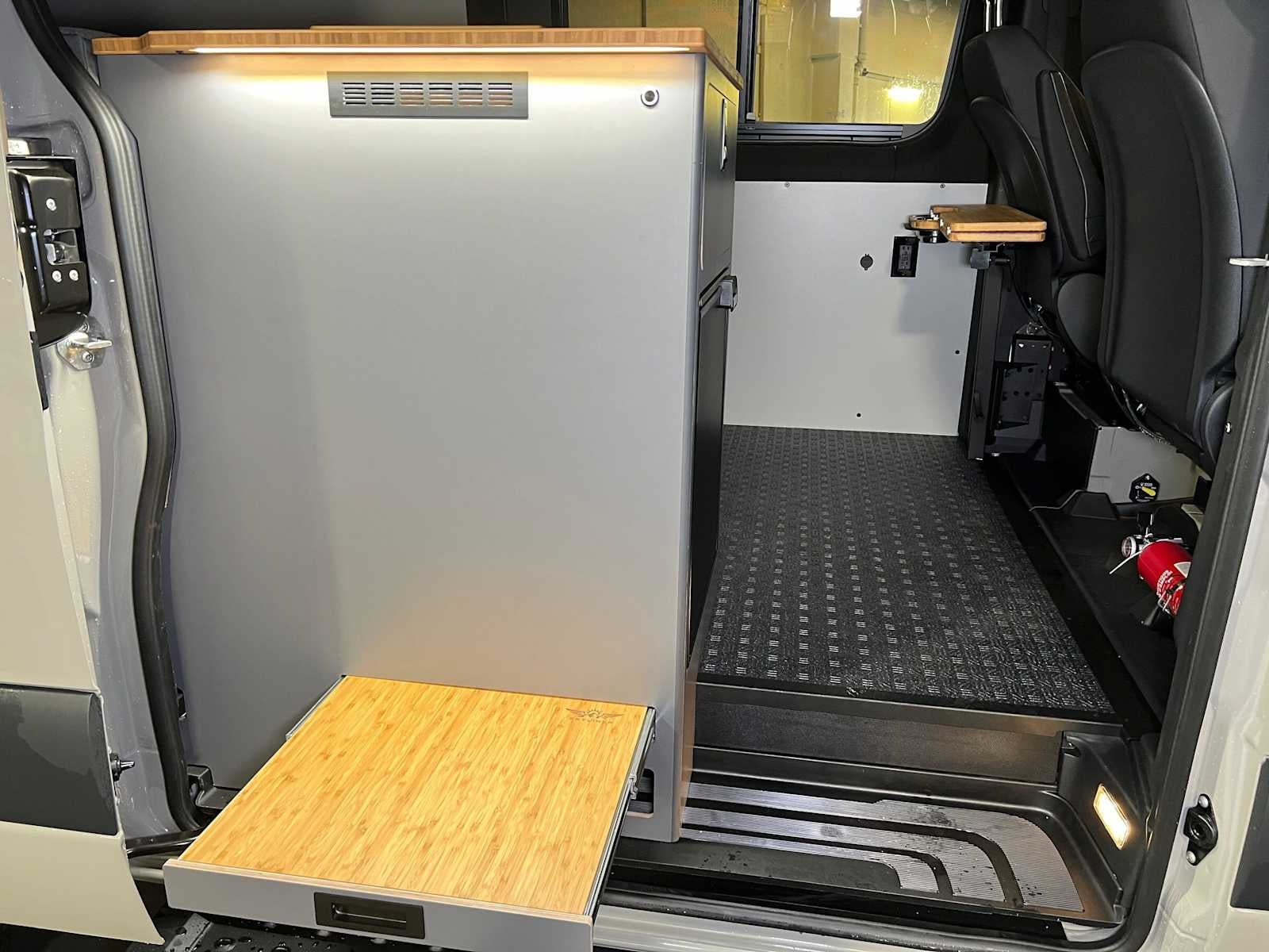 2026 Mercedes-Benz Sprinter Cargo 2500 Standard Roof I4 Diesel HO 144 AWD