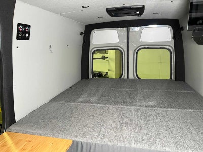 2026 Mercedes-Benz Sprinter Cargo 2500 Standard Roof I4 Diesel HO 144 AWD