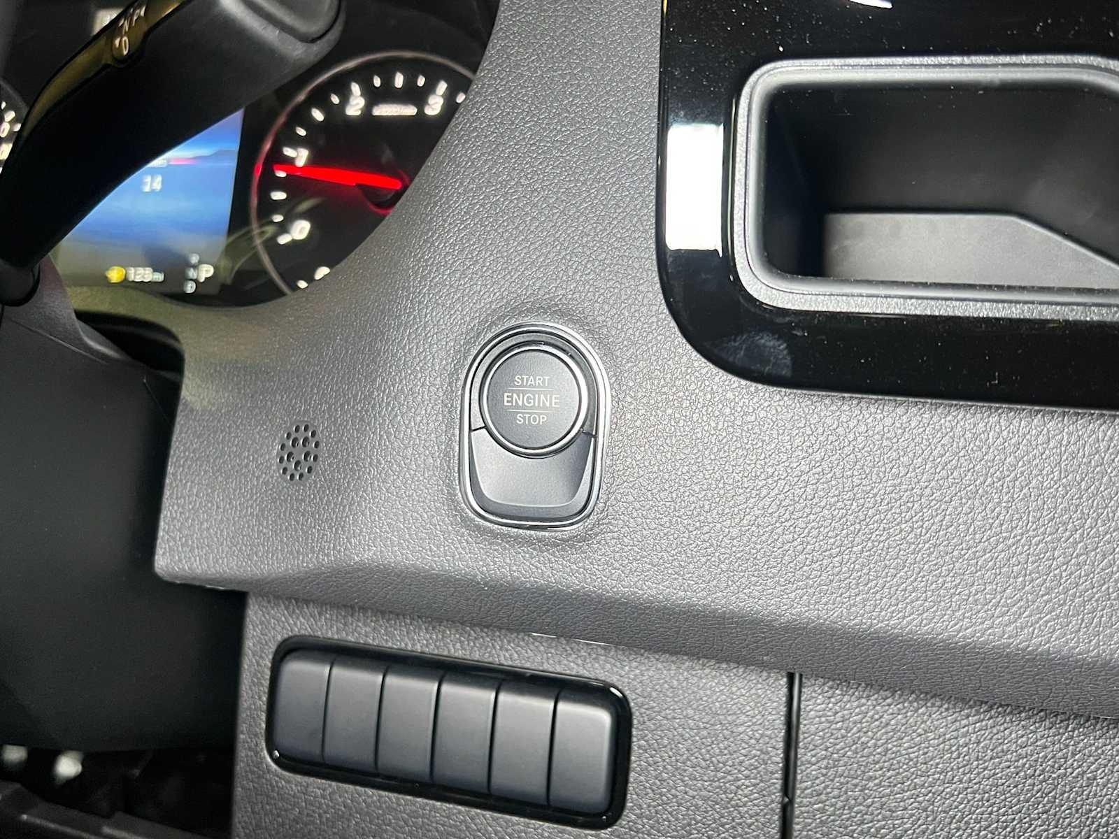 2026 Mercedes-Benz Sprinter Cargo 2500 Standard Roof I4 Diesel HO 144 AWD
