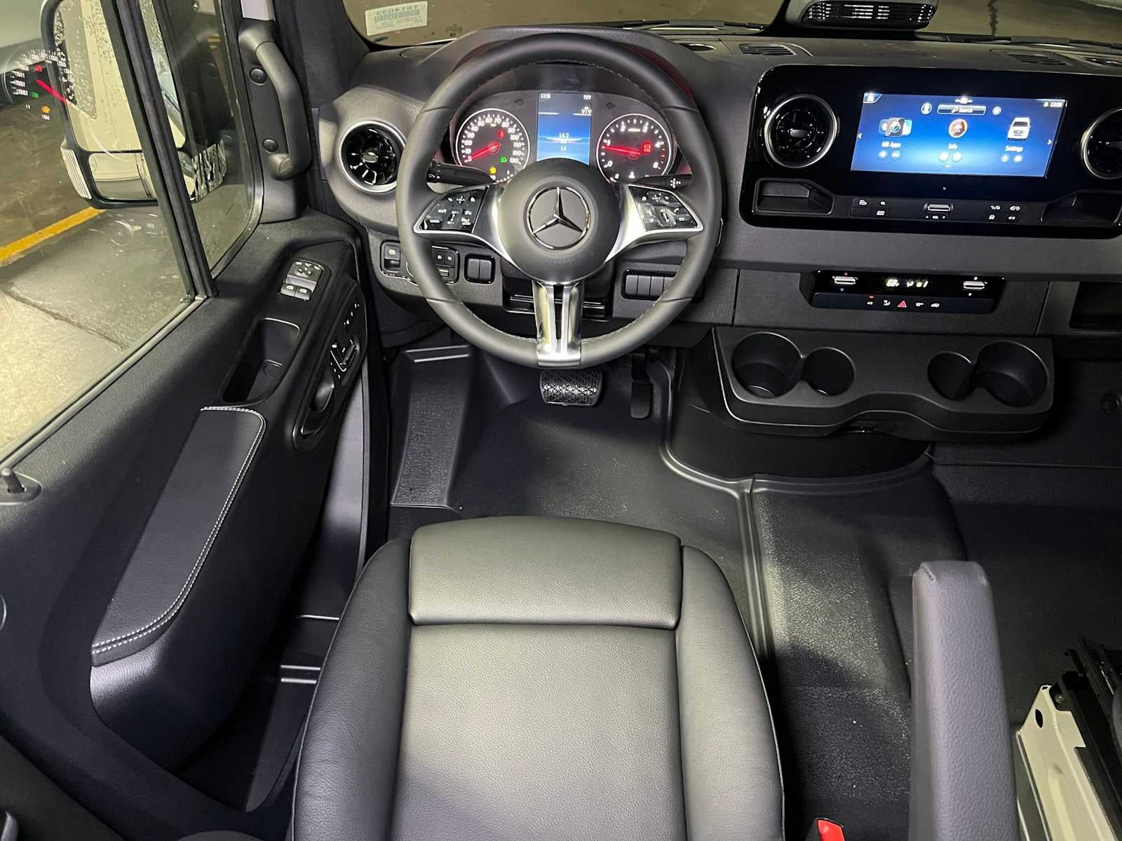2026 Mercedes-Benz Sprinter Cargo 2500 Standard Roof I4 Diesel HO 144 AWD