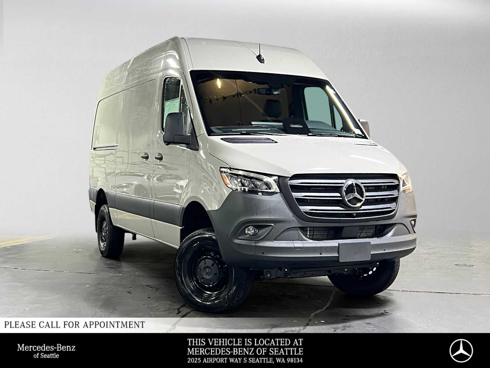 2026 Mercedes-Benz Sprinter Cargo 2500 Standard Roof I4 Diesel HO 144 AWD