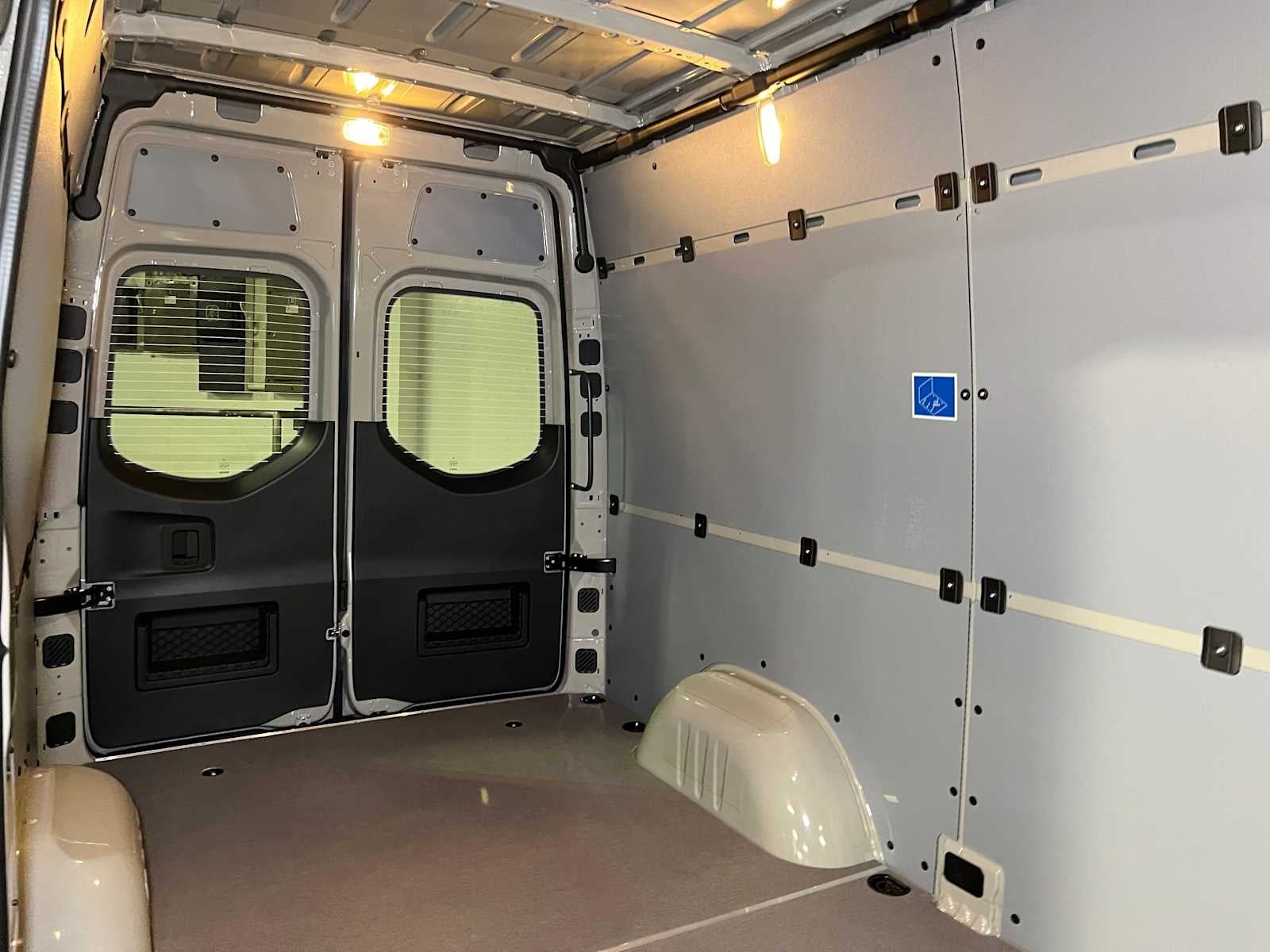 2026 Mercedes-Benz Sprinter Cargo 2500 Standard Roof I4 Diesel HO 144 AWD
