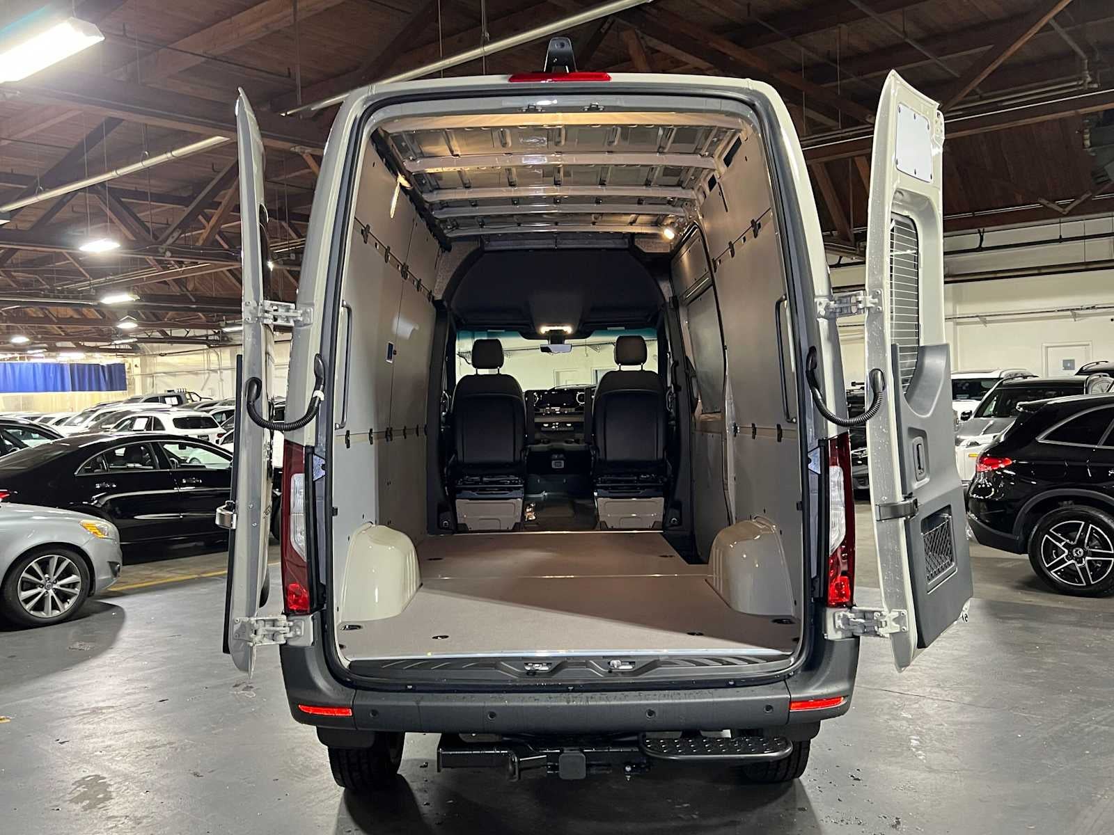 2026 Mercedes-Benz Sprinter Cargo 2500 Standard Roof I4 Diesel HO 144 AWD