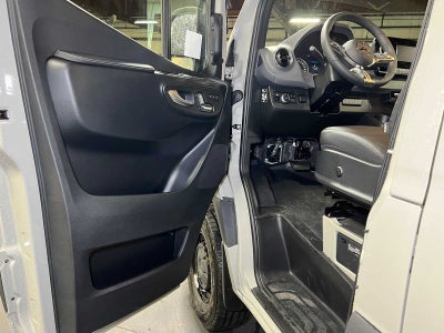 2026 Mercedes-Benz Sprinter Cargo 2500 Standard Roof I4 Diesel HO 144 AWD